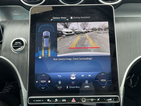 Used 2025 Mercedes-Benz GLC 350e 4MATIC image 18