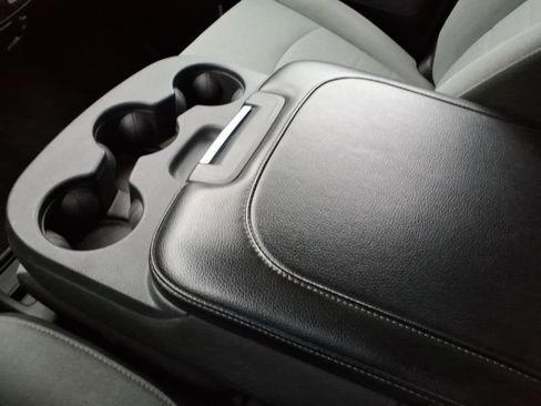 Used 2023 RAM 1500 Classic SLT w/ Protection Group image 11