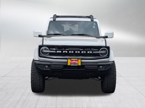 Used 2023 Ford Bronco Outer Banks AWD/4WD image 2