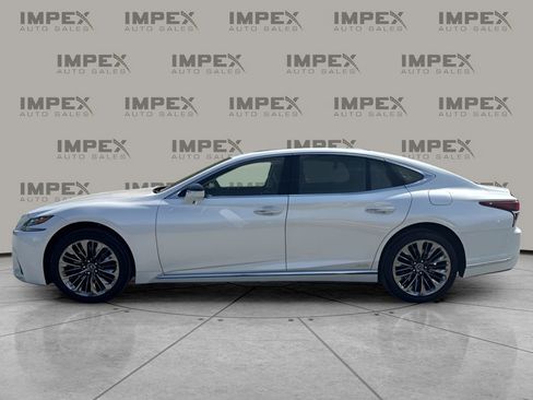 Used 2018 Lexus LS 500h w/ Luxury Package image 2