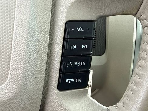 Used 2009 Ford Escape XLT image 26