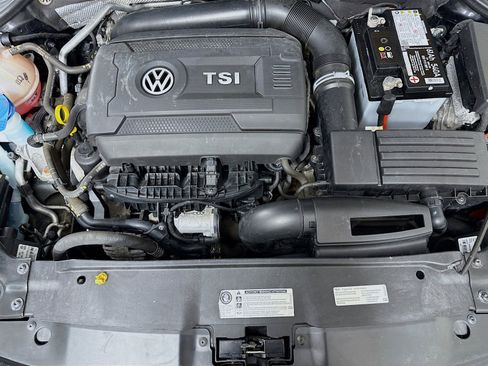 Used 2016 Volkswagen Jetta Sport FWD image 28