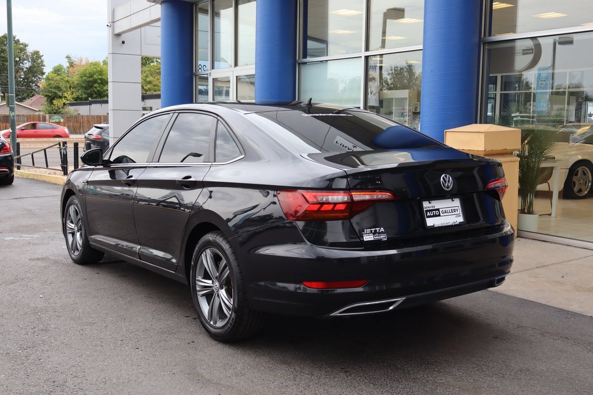 Used 2019 Volkswagen Jetta R-Line FWD image 3