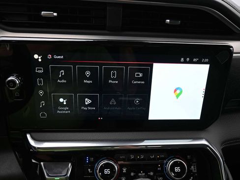 New 2025 GMC Sierra 2500 Denali w/ Denali Reserve Package image 15