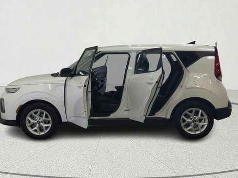 Used 2021 Kia Soul S FWD image 24