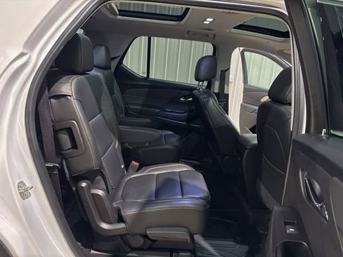 Used 2020 Chevrolet Traverse LT w/ LPO, Midnight Edition image 29