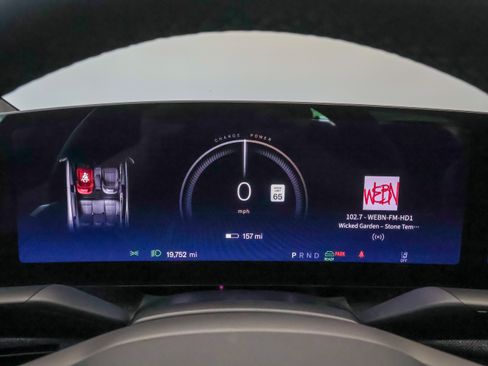 Used 2023 Lucid Air Pure AWD/4WD image 32