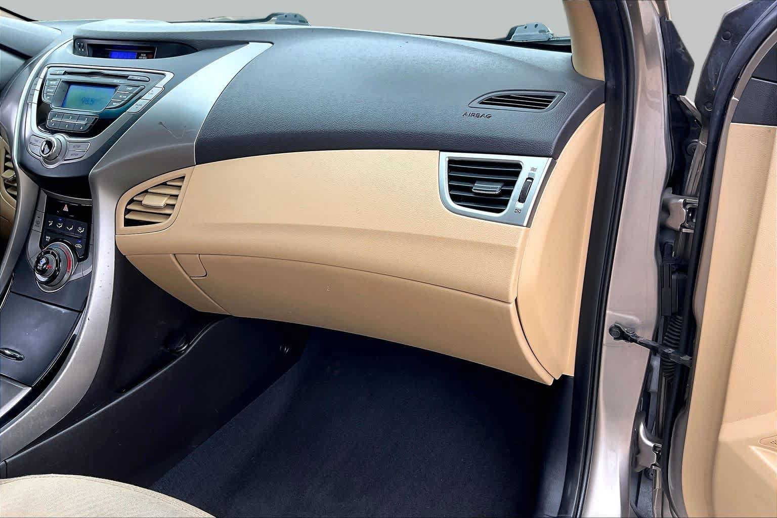 Used 2013 Hyundai Elantra GLS FWD image 13