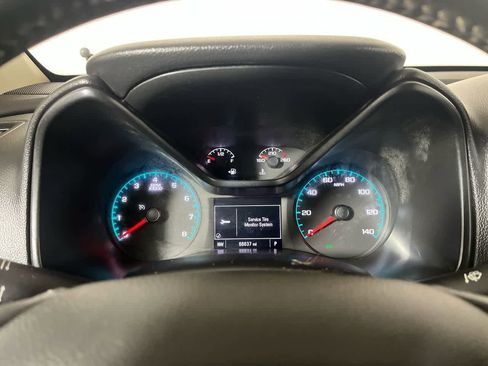 Used 2022 Chevrolet Colorado LT w/ Fleet Safety Package image 17