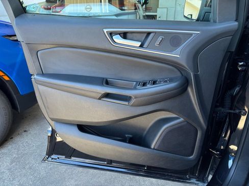 Used 2024 Ford Edge SEL AWD/4WD image 15