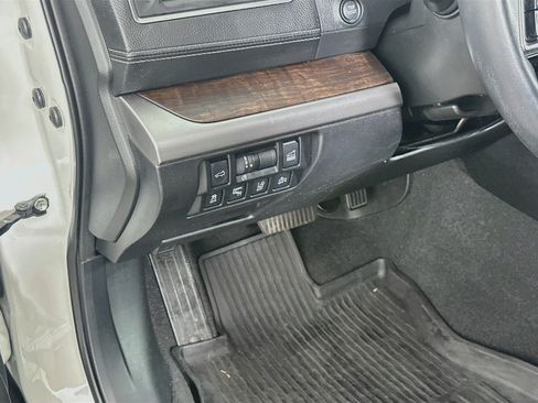 Used 2019 Subaru Outback 2.5i Limited AWD/4WD image 16