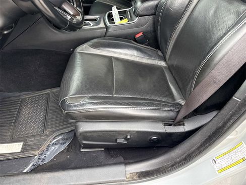 Used 2021 Dodge Charger SXT w/ Leather Interior Group image 9