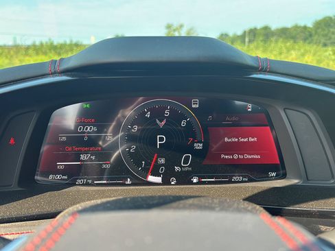 Used 2022 Chevrolet Corvette Stingray Premium Conv w/ Z51 Performance Package RWD image 13