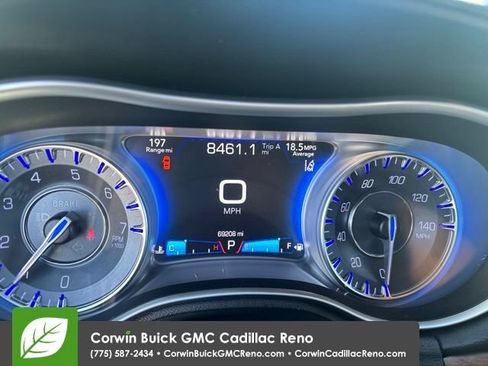 Used 2015 Chrysler 300 C Platinum w/ Harman/Kardon Audio Group AWD/4WD image 34
