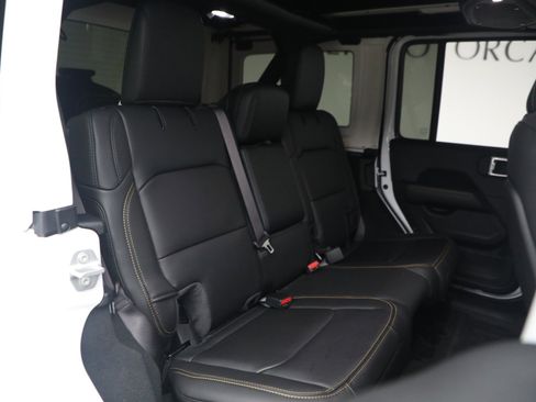 Used 2024 Jeep Wrangler Unlimited Rubicon 392 image 25