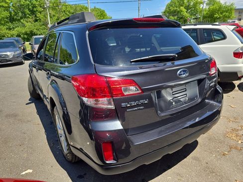 Used 2011 Subaru Outback 2.5i Premium AWD/4WD image 5