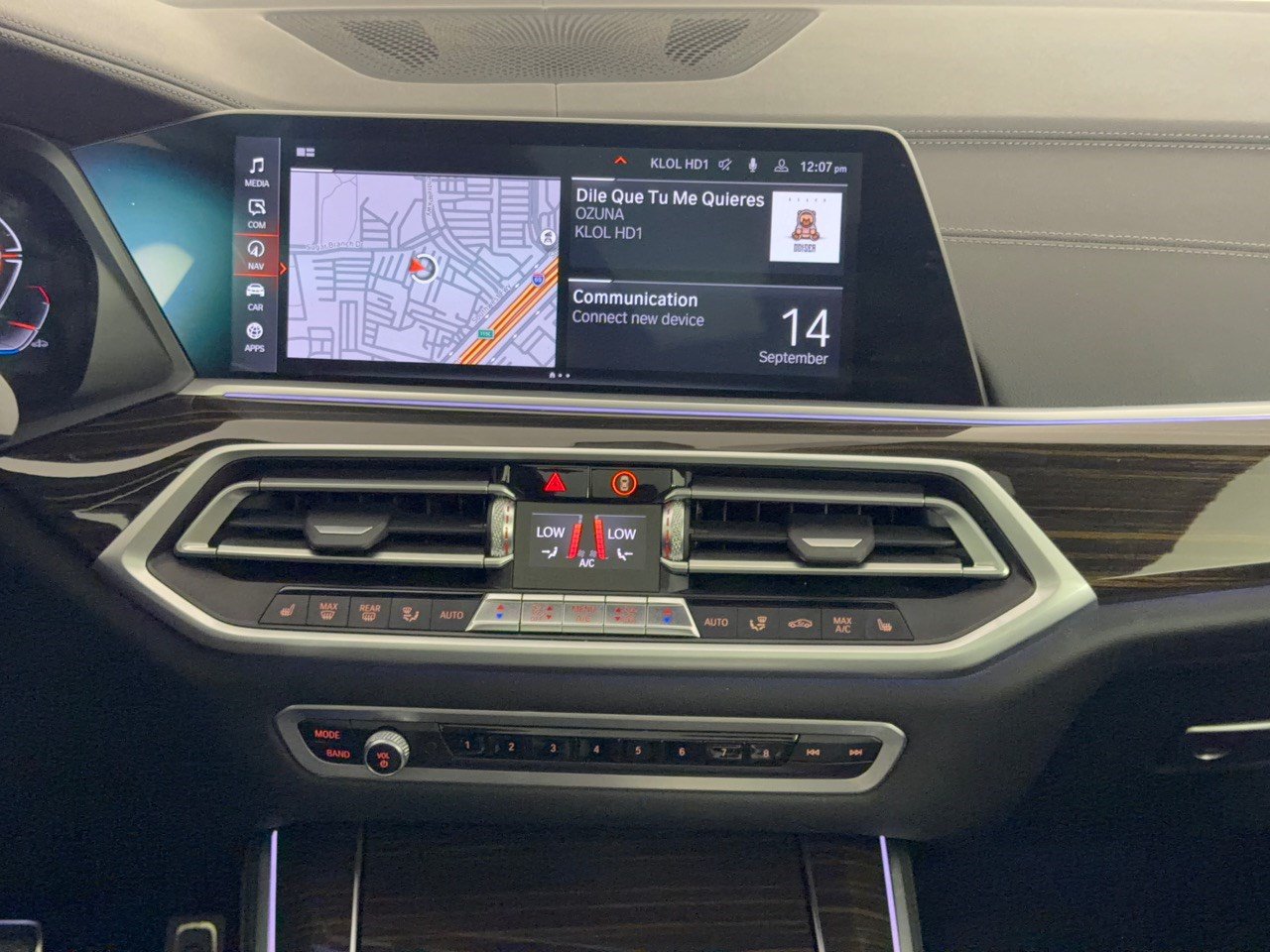 Used 2021 BMW X5 sDrive40i w/ M Sport Package RWD image 22