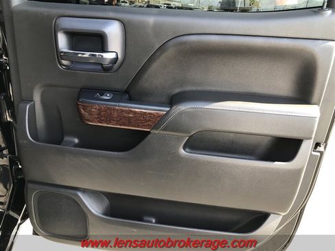 Used 2018 GMC Sierra 1500 SLT AWD/4WD image 19