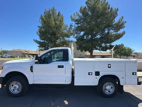 Used 2020 Ford F250 XL w/ Power Equipment Group AWD/4WD image 1