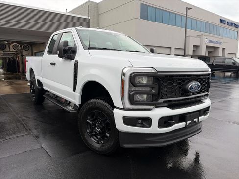 New 2026 Ford F250 XL w/ STX Appearance Package AWD/4WD image 2
