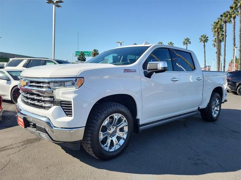 Used 2022 Chevrolet Silverado 1500 LTZ w/ LTZ Premium Package image 35