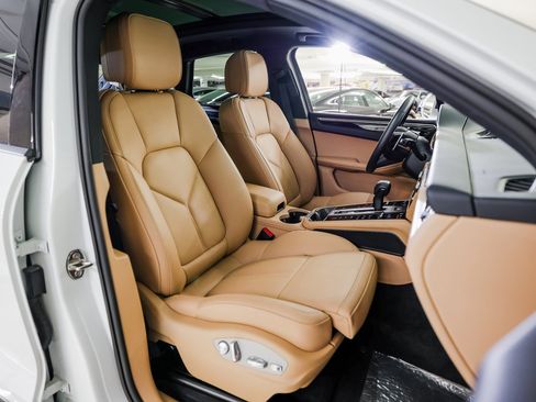 Certified 2025 Porsche Macan image 29