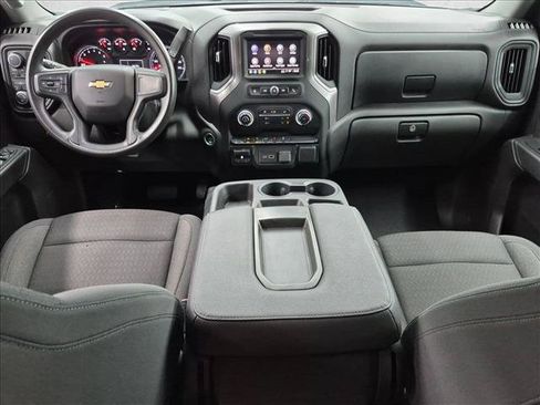 Used 2024 Chevrolet Silverado 1500 Custom AWD/4WD image 17