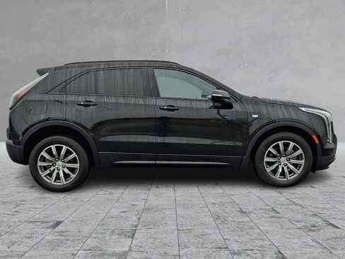 Used 2022 Cadillac XT4 Sport w/ Enhanced Visibility Package image 12