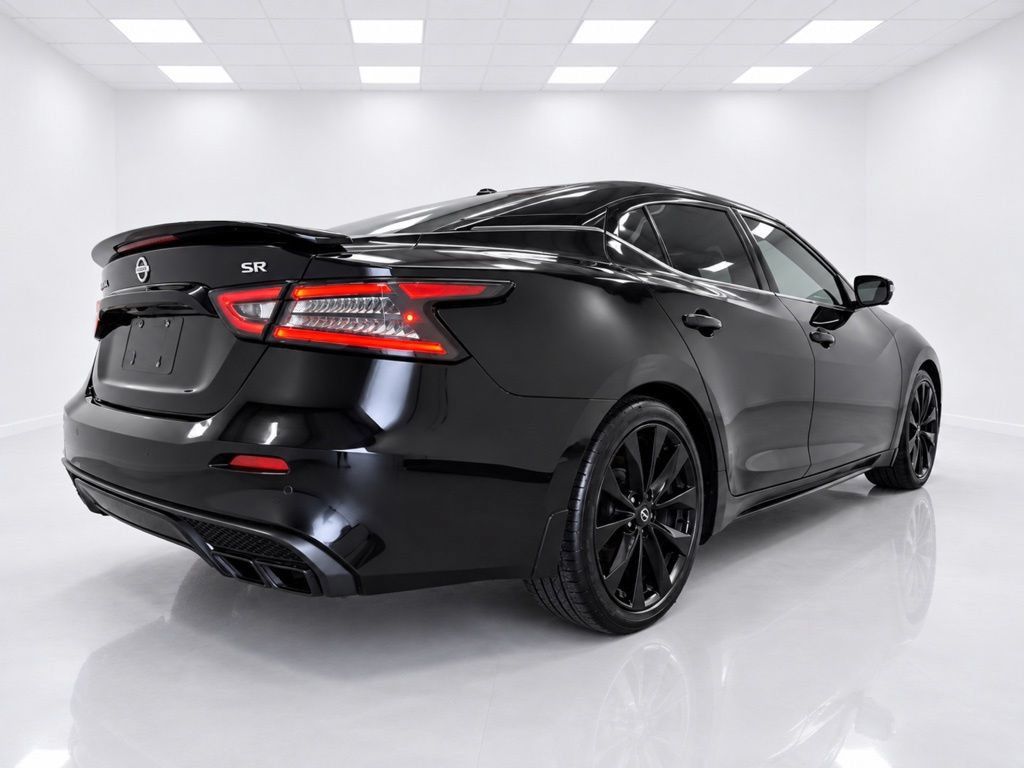 Used 2023 Nissan Maxima SR FWD image 8