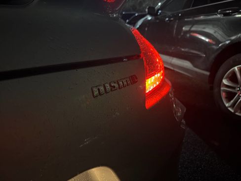 Used 2015 Nissan 370Z NISMO image 6