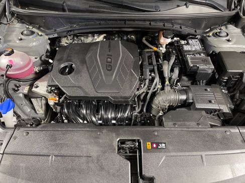 Certified 2025 Hyundai Tucson SEL FWD image 9