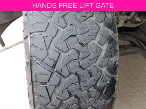 Used 2020 Chevrolet Tahoe LT w/ Luxury Package image 18