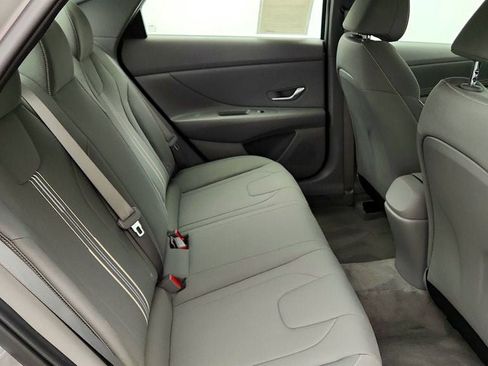 Used 2023 Hyundai Elantra SEL w/ Convenience Package FWD image 23