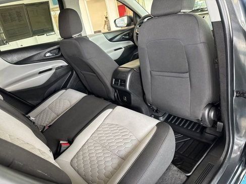 Used 2020 Chevrolet Equinox LT image 12