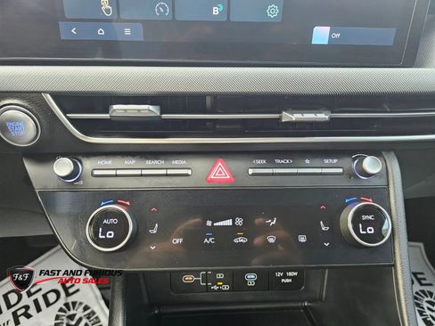 Used 2024 Hyundai Sonata SEL FWD image 23