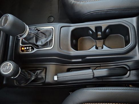 New 2026 Jeep Gladiator Sport AWD/4WD image 25