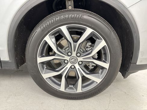 Used 2023 Acura MDX SH-AWD w/ Technology Package image 12