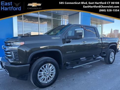 Used 2022 Chevrolet Silverado 3500 High Country w/ Z71 Off-Road Package image 1
