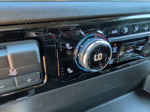 New 2026 GMC Sierra 1500 Elevation w/ Preferred Package image 25