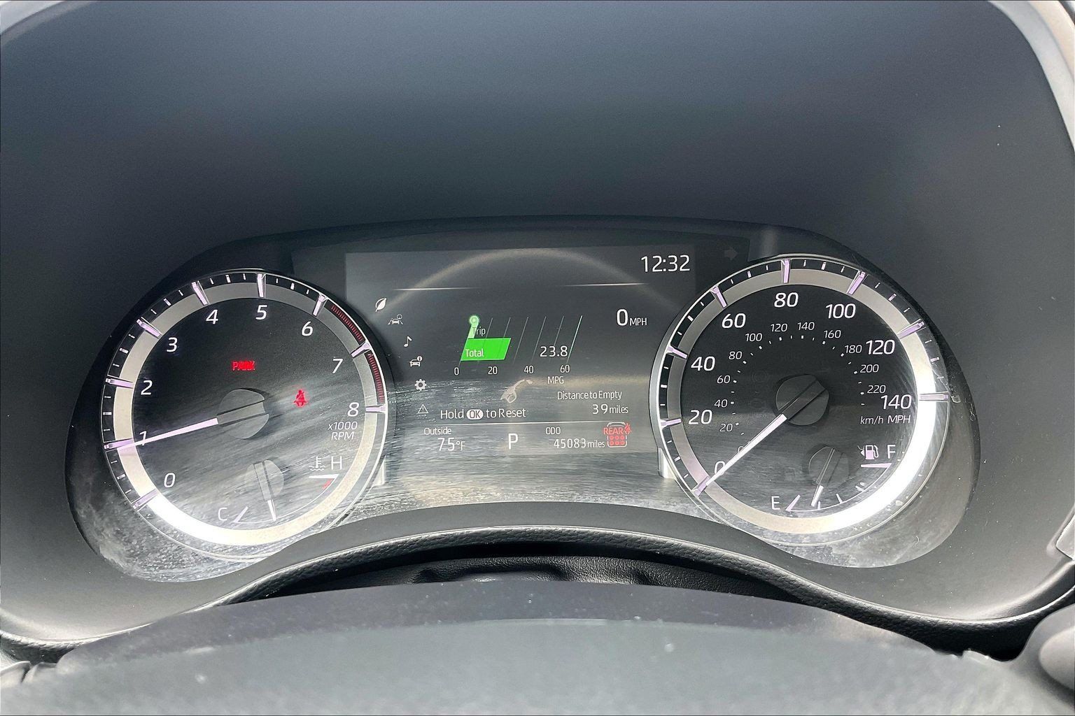 Used 2024 Toyota Highlander XLE AWD/4WD image 25