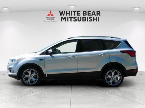 Used 2019 Ford Escape Titanium AWD/4WD image 3