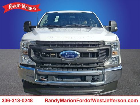 Used 2022 Ford F250 XL w/ Power Equipment Group image 2