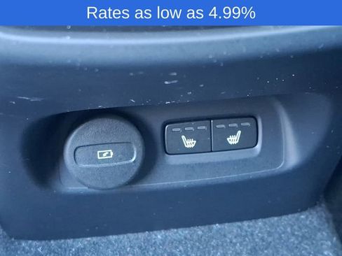 Certified 2023 Volvo XC40 B5 Plus w/ Driver Assist Package image 11