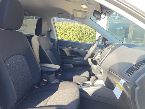 New 2025 Mitsubishi Outlander Sport LE image 27