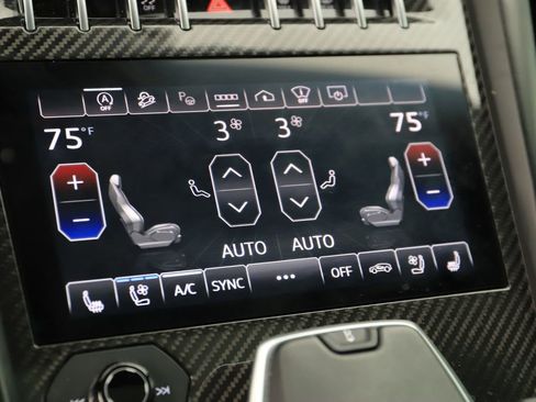 Used 2023 Lamborghini Urus Performante AWD/4WD image 29