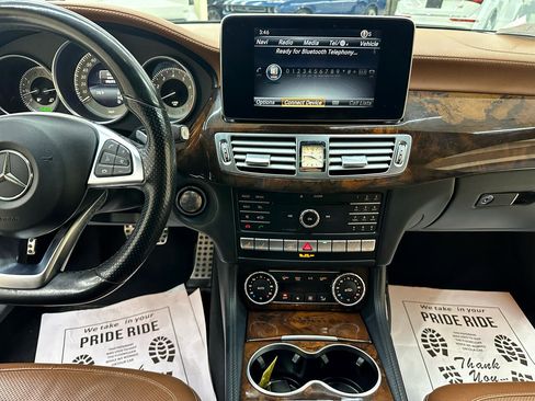 Used 2015 Mercedes-Benz CLS 400 w/ Premium 2 Package image 24