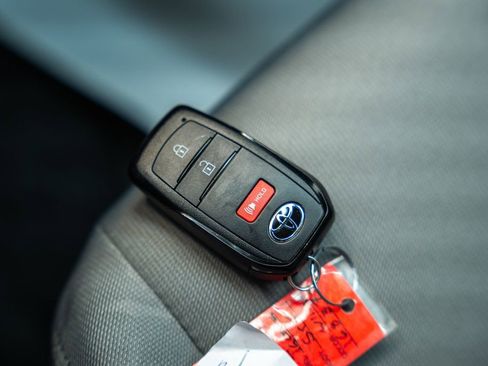 Certified 2025 Toyota Tacoma SR5 image 43