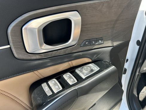 New 2026 Kia Sorento SX Prestige AWD/4WD image 19