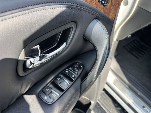 Certified 2022 Nissan Armada SL RWD image 21