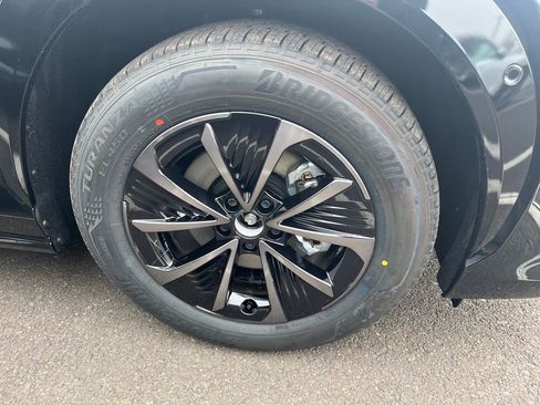 New 2026 Lexus RZ 450e AWD image 5